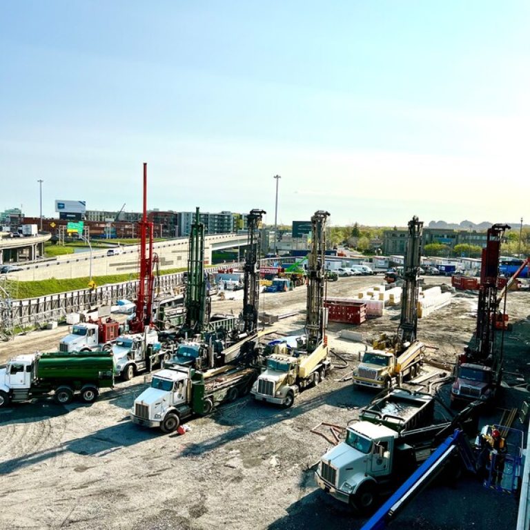 Projet Royalmount, 150 puits de 600’.