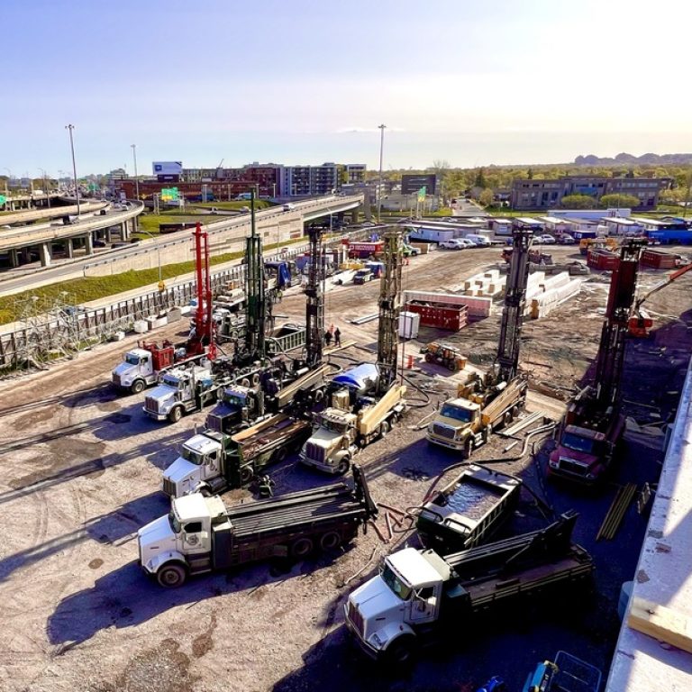 Projet Royalmount, 150 puits de 600’.