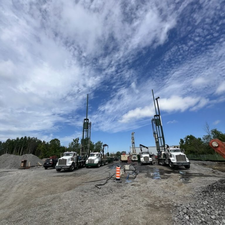 Projet CFP Chateauguay, 35 puits de 500'.