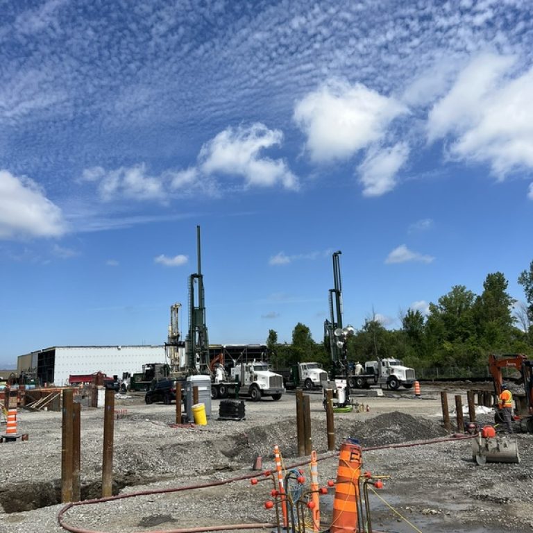 Projet CFP Chateauguay, 35 puits de 500'.