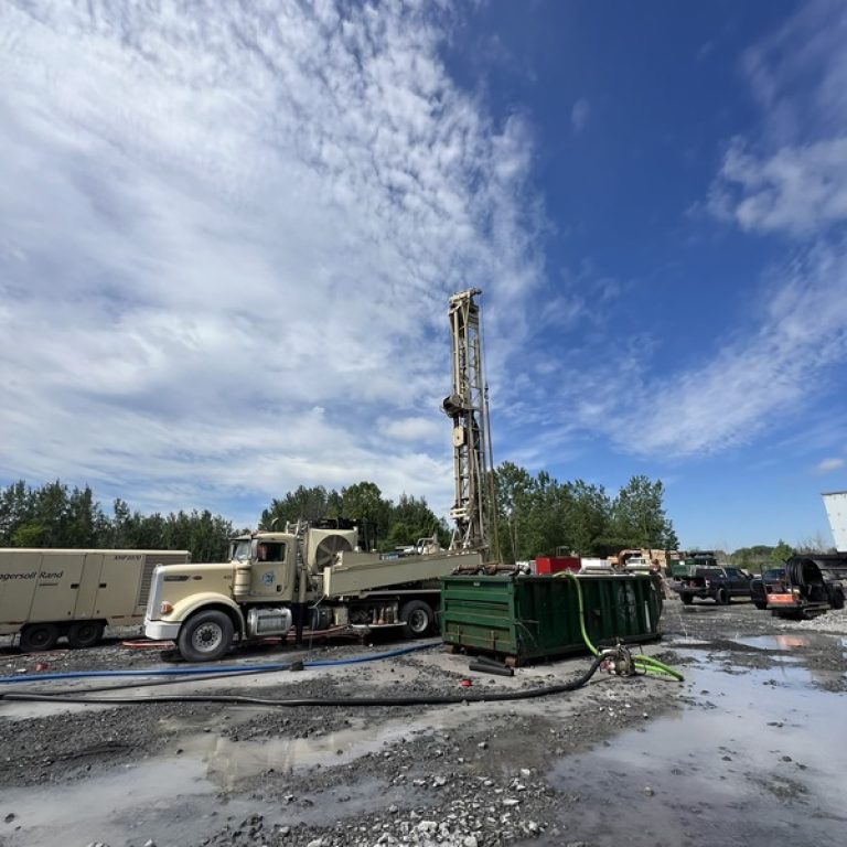 Projet CFP Chateauguay, 35 puits de 500'.